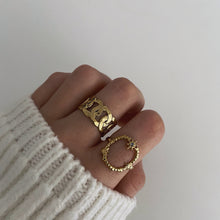 Charger l&#39;image dans la galerie, Chanel Ring
